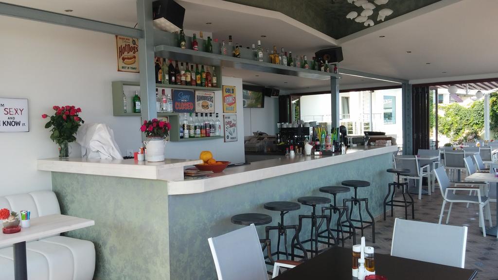 Princess Irini Sea Front Aparthotel Rethymno  Bagian luar foto
