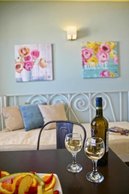 Princess Irini Sea Front Aparthotel Rethymno  Bagian luar foto